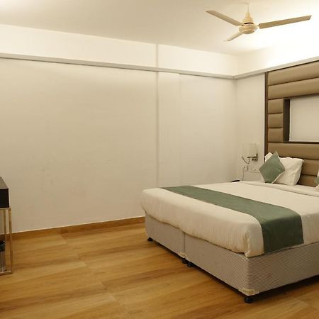 Hotel Konark Khammam 外观 照片
