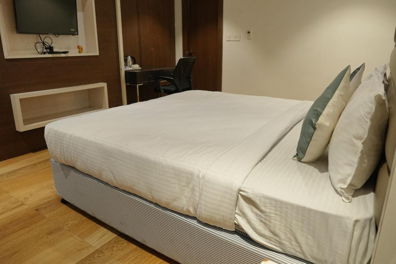 Hotel Konark Khammam 外观 照片